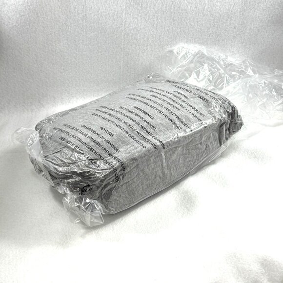 Bedsure Essentials Gray 1-Comforter & 2-Pillowshams Set Full Size 3pcs - Picture 8 of 11